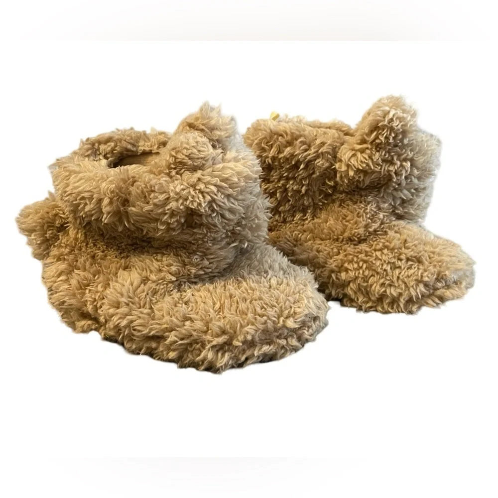 Cozy Tan Fuzzy Slippers